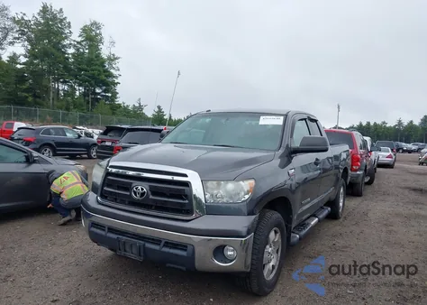 2012 Toyota Tundra Grade 5.7L V8 из США, поврежденный, VIN 5TFUY5F10CX240149